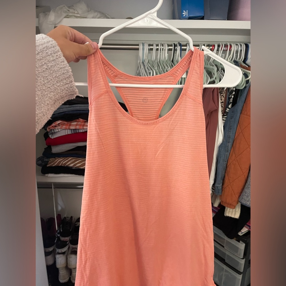 Lululemon tank